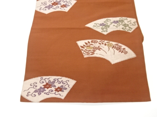  地紙に草花模様織出し名古屋帯